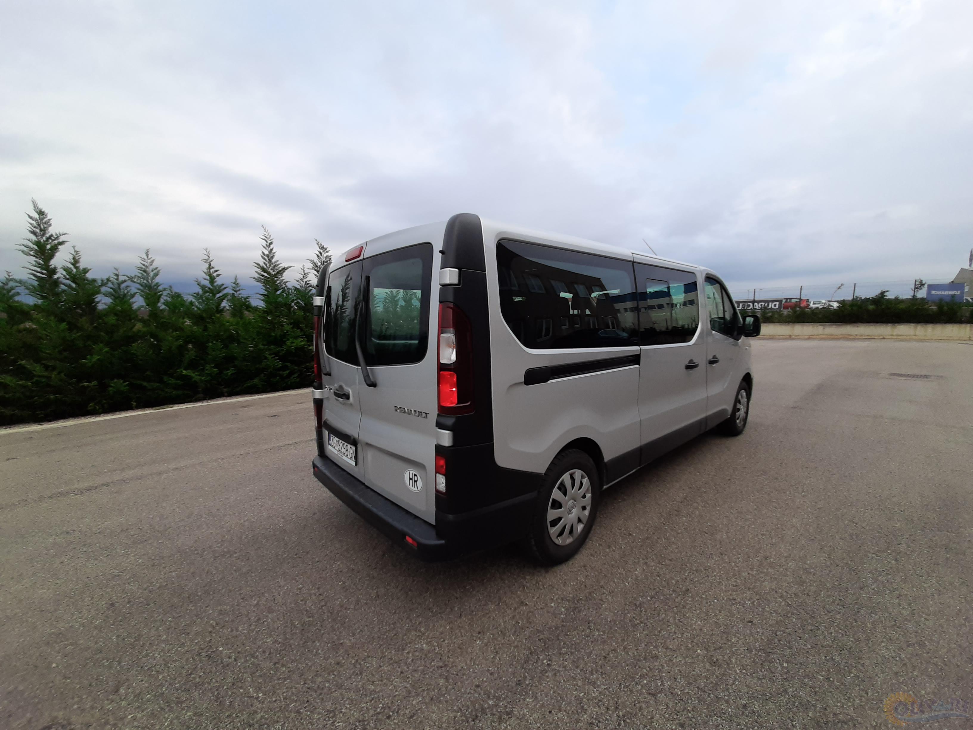 Rent a car, 8+1 seats, starting from 80,00 €/day<br>