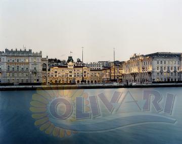 Flight arrival - Adria round trip